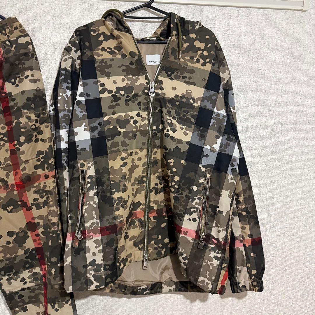 Burberry バーバリー セットアップ ジャケット ジョガーパンツ 迷彩