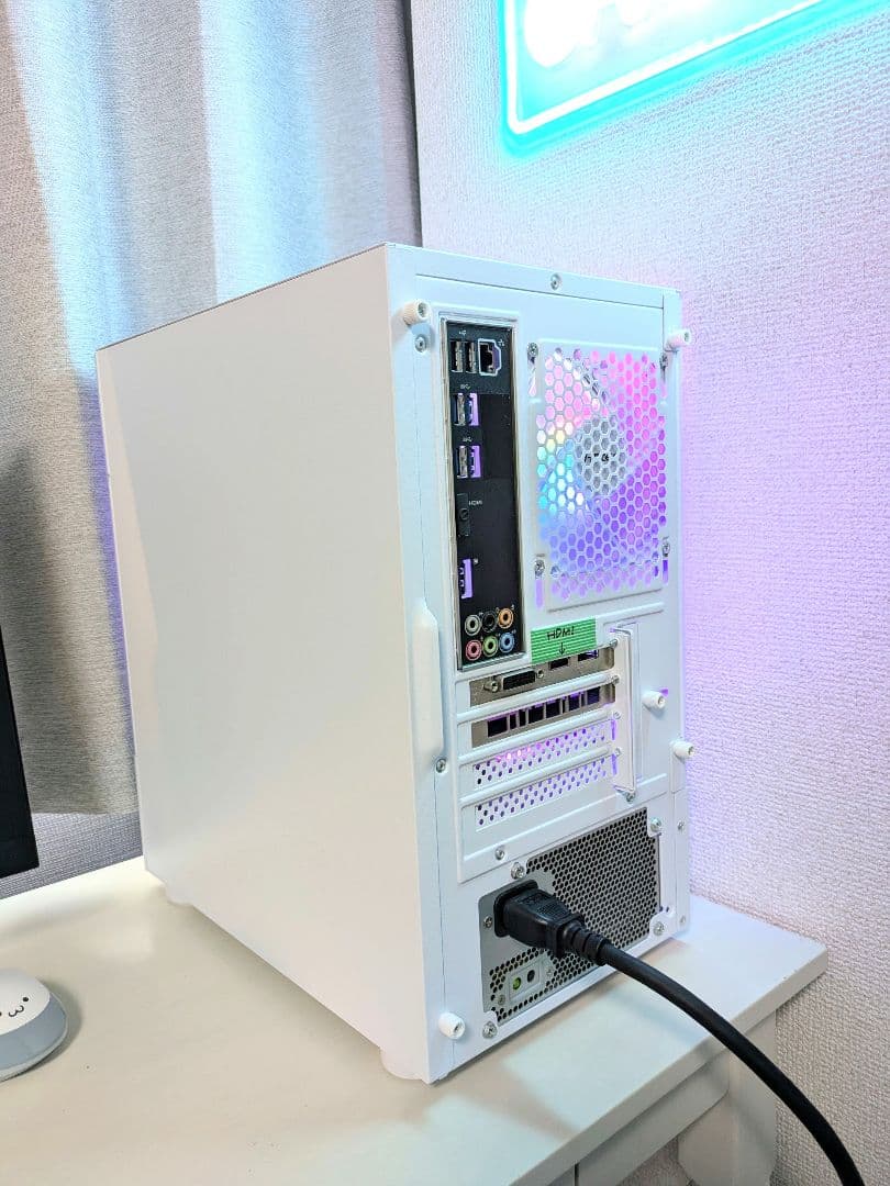 GTX1660SUPER搭載 新品白ケース RGBファン 自作ゲーミングPC - メルカリ
