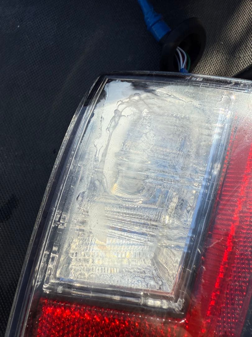 プリウス 50系 前期 純正 テールランプ 左右セット - メルカリ