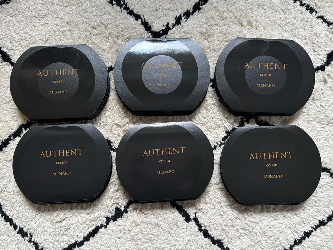 メナードオーセントクリームAサンプル 30点セット オーセント クリーム （容器付）：クリーム - メナードの化粧品