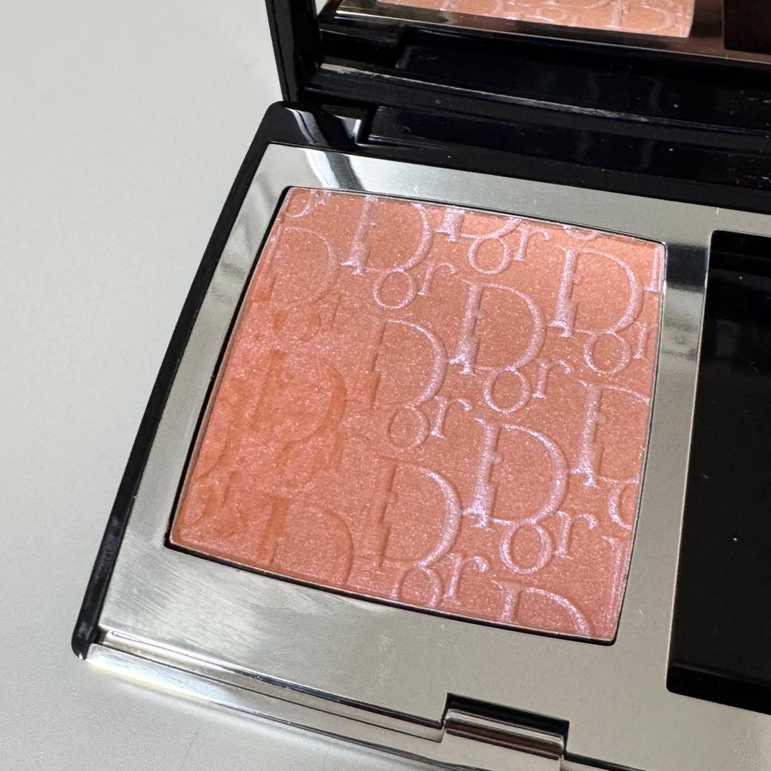 Dior ディオールスキン ルージュ ブラッシュ 748 キャンディフロス