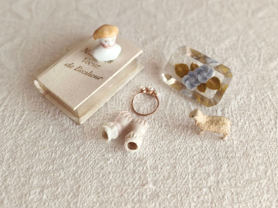 vintage doll's head ୨୧ ブロンスの髪チャイナヘッドさん