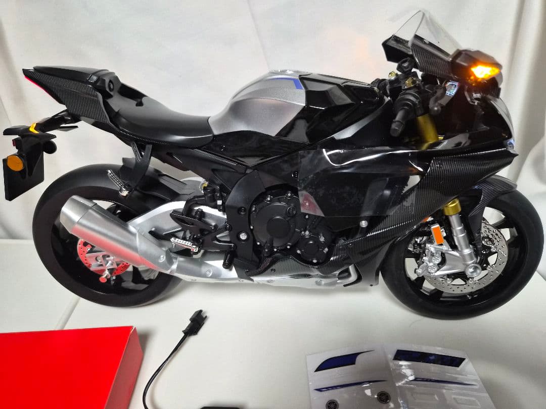 ヤマハ YZF-R1M 超BIG1/6サイズ - メルカリ