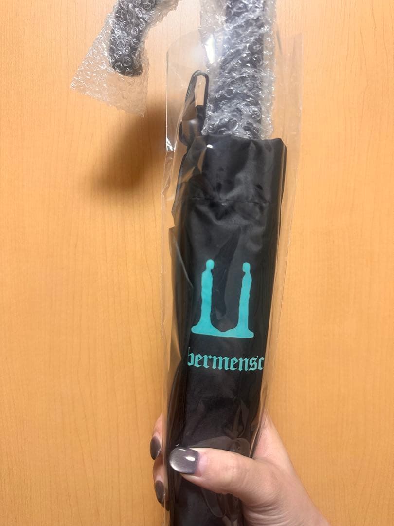 新品G-DRAGON Ubermensch OSAKA 展示会限定傘 GD - メルカリ