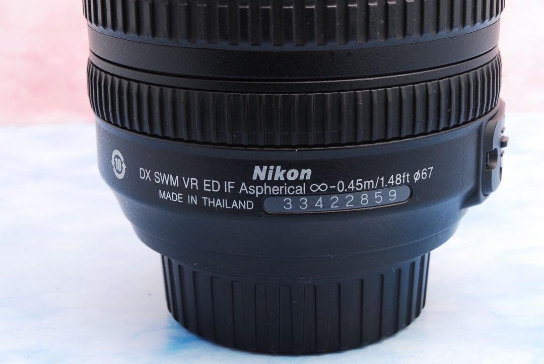 Nikon AF-S DX 18-105mm f3.5-5.6 VR★極美品