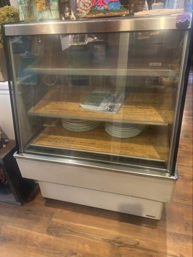 業務用 ケーキケース 冷蔵ショーケース(動作確認済)TSA-090X-B TSA-090XC サンデン 対面ショーケース 冷蔵ショーケース｜業務用厨房