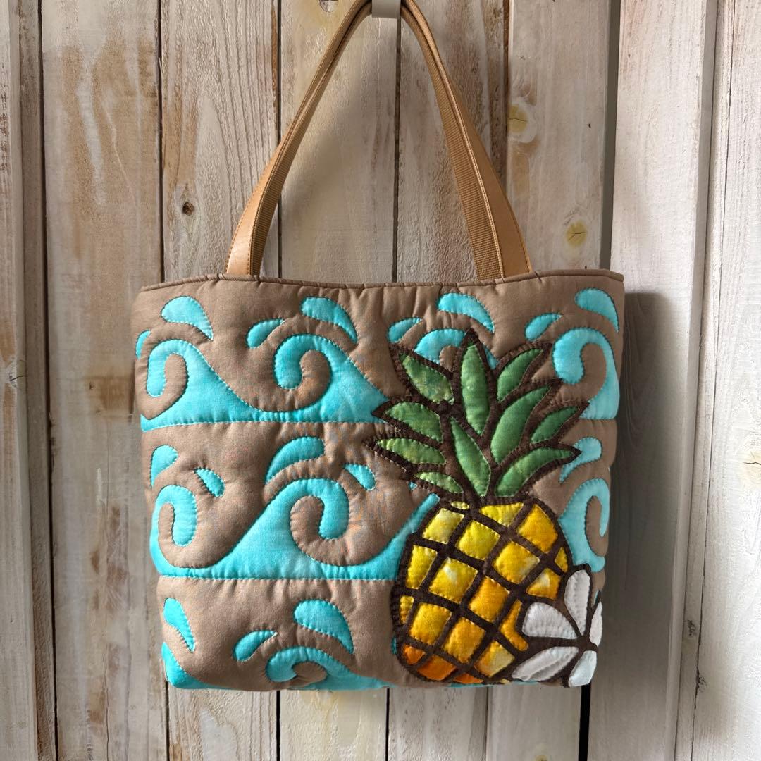 ハワイアンキルト♪ハンドメイドバッグ♪波とパイナップル