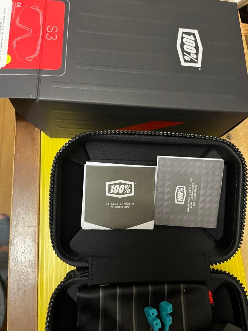 現品限りS3 100%ワンハンドレッド 箱が綺麗 - メルカリ