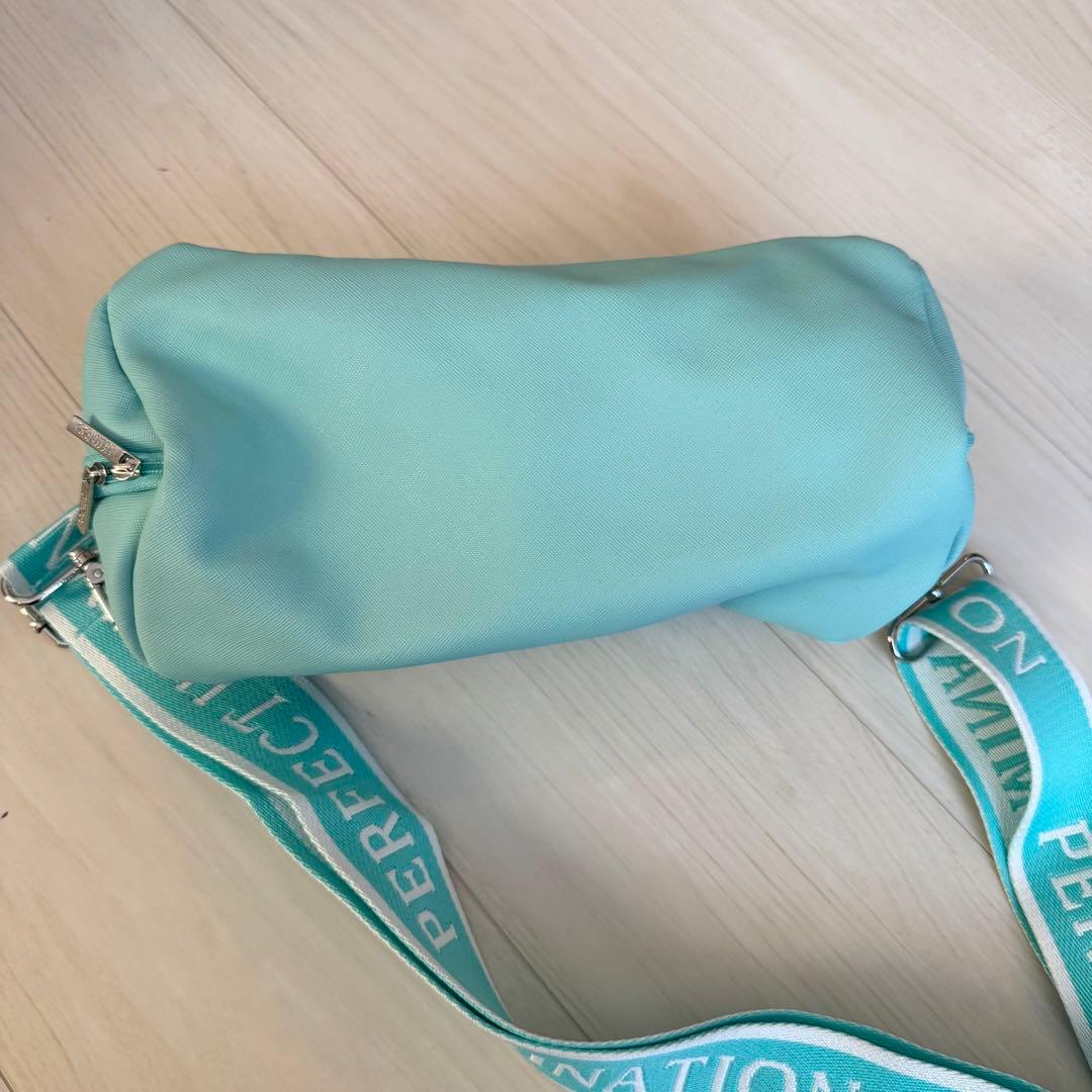 SHINee FANLIGHT スリングポーチ ペンライトケース - メルカリ