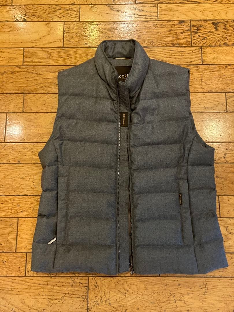 ゆうきじい様専用 MOORER ムーレー カシミヤダウンベスト 44 - メルカリ