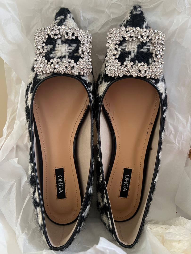 OHGA ビジューベルト付きフラットシューズ OHGA]kokode別注レースビジューパンプス | KOBUNSHA SELECT SHOP