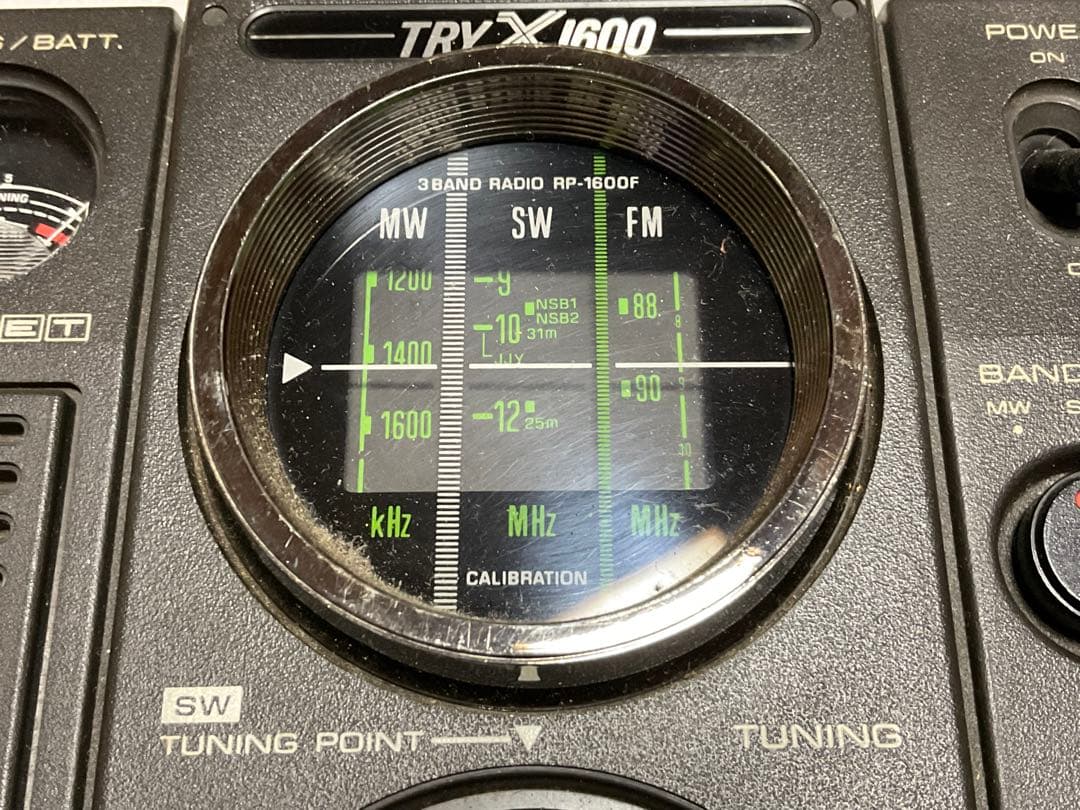 TOSHIBA／TRY X1600。ICラジオ。FM SW MW 3バンド。 - メルカリ