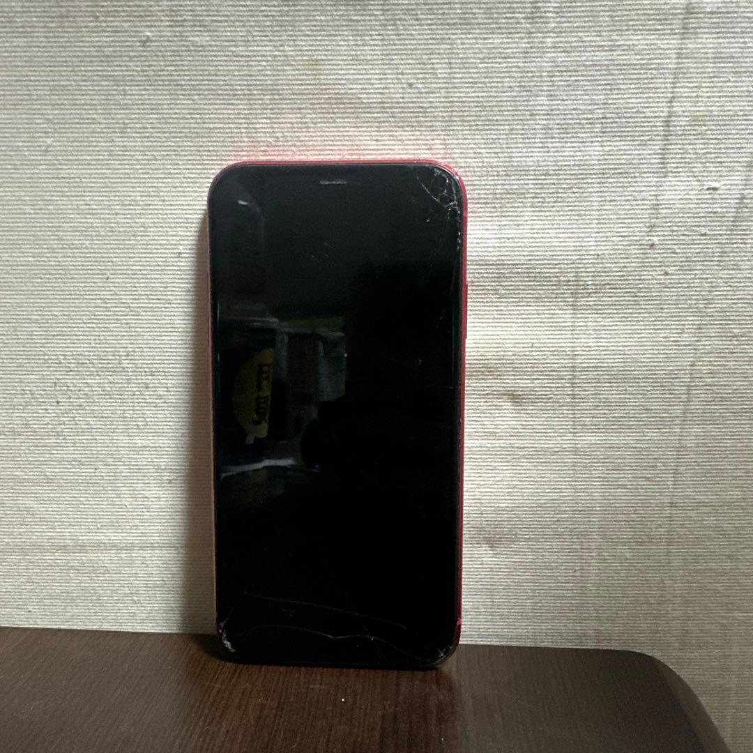 Apple iPhone 11 赤色 本体 Amazon.com: Apple iPhone 11, US Version, 256GB, Red - Unlocked