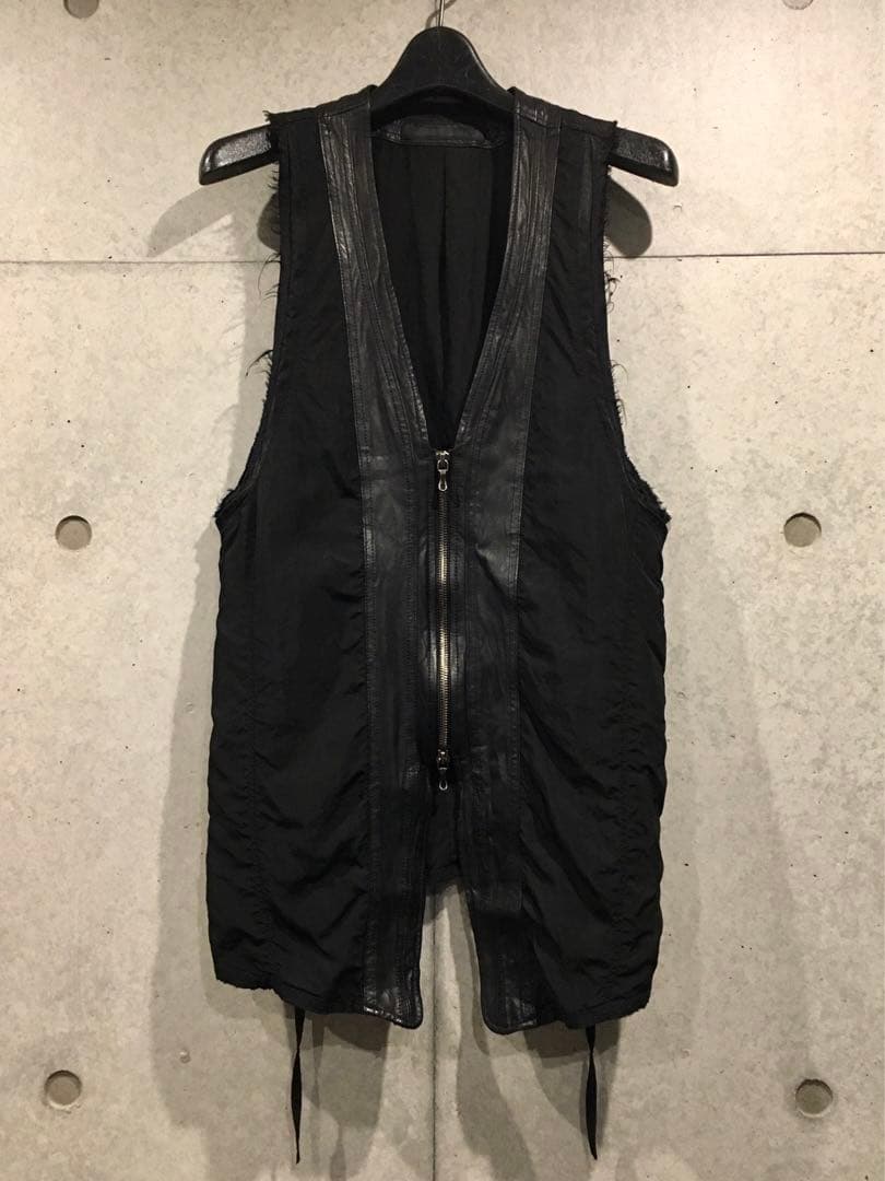 JULIUS ユリウス レザーコンビネーションファスナーベスト JULIUS ユリウス レザーコンビネーションファスナーベスト - メルカリ