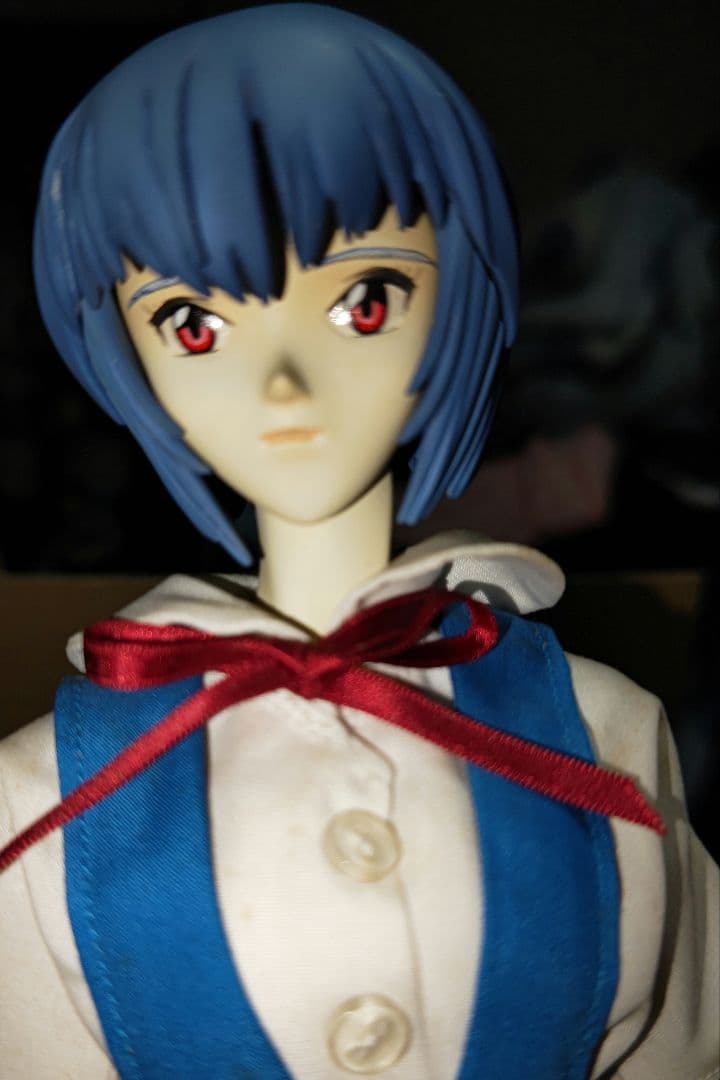 エヴァンゲリオン 1/4スケール綾波レイ フィギュア 100体限定品