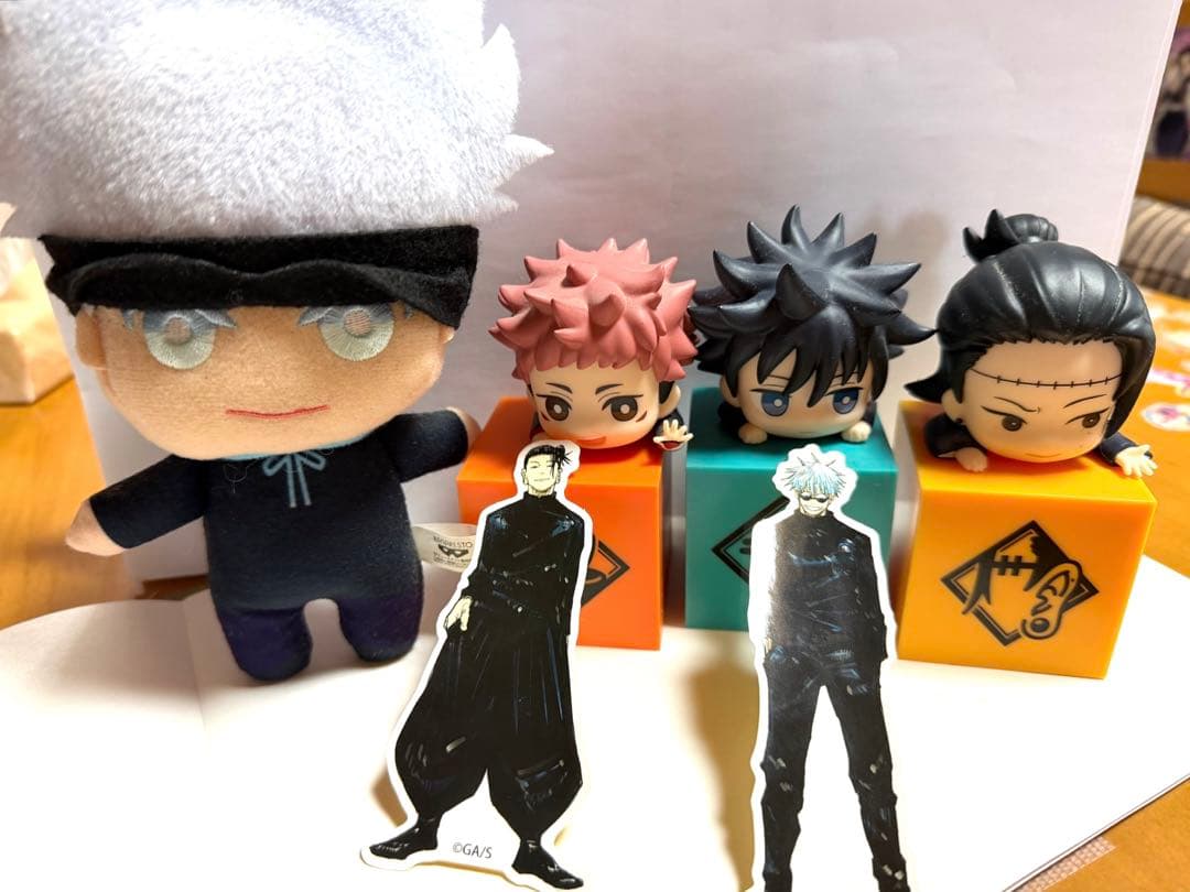 呪術廻戦 ひっかけフィギュア ぬい ステッカー グッズ - メルカリ