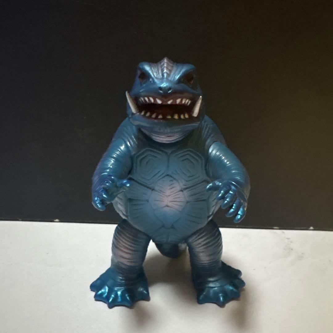 平成ガメラ(マルサン製)ソフビフィギュア 特撮のDNA／平成ガメラ3部作 展」でマルサン製「昭和ガメラ」が東京