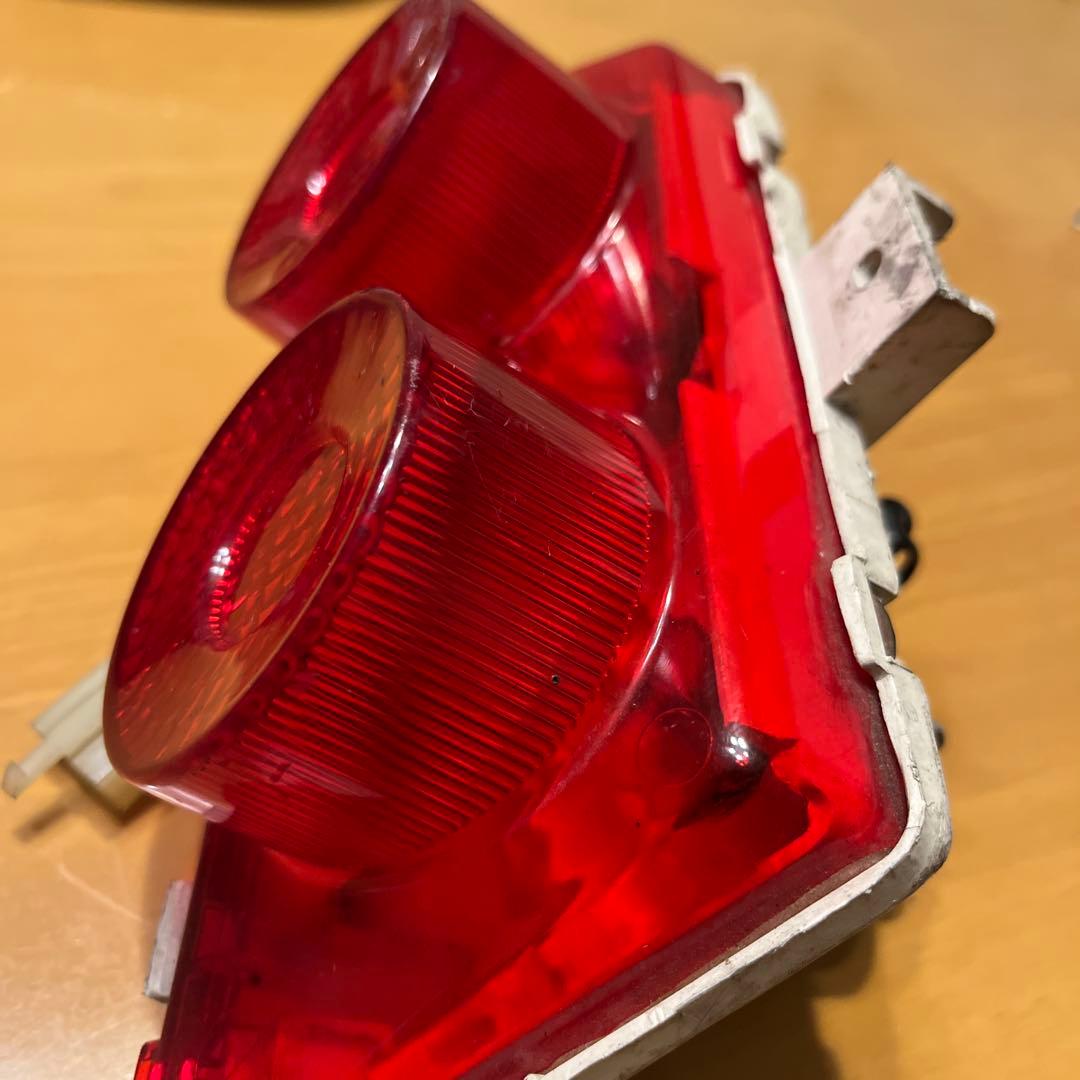 送料込み！美品】NSR250 mc18 純正テールランプ テールライト - メルカリ