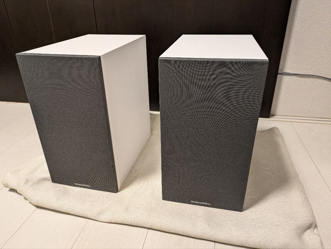 Bowers & Wilkins 606 ブックシェルフ スピーカー Bowers & Wilkins 606 S3 （ペア） ブックシェルフスピーカー – CORE