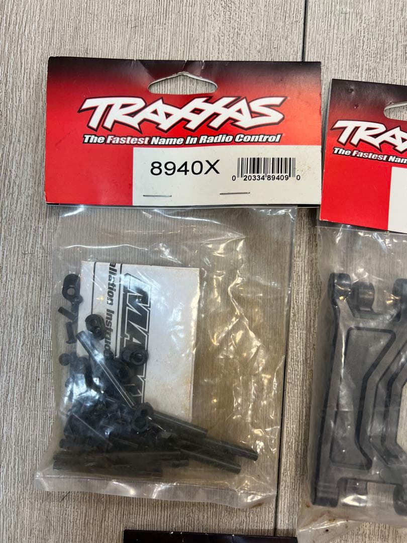 Traxxas ラジコンパーツセット 8935 8967 8929 など - メルカリ
