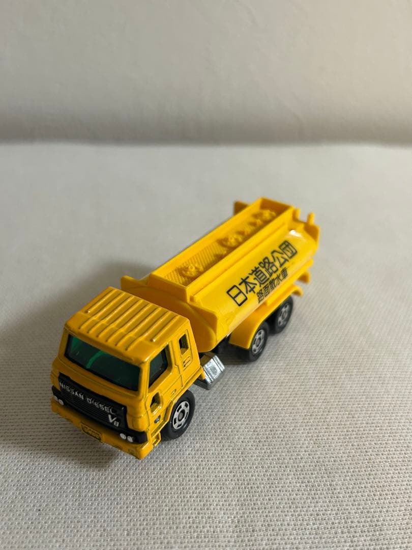 トミカ 日本製 スーパーギフト 黒箱 53 日産ディーゼル トラック