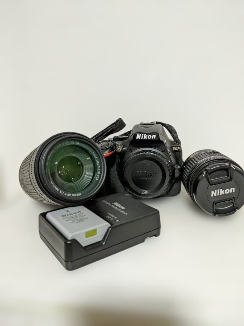 Nikon D5600 デジタル一眼レフカメラセット Amazon | Nikon デジタル一眼レフカメラ D5600 ダブルズームキット