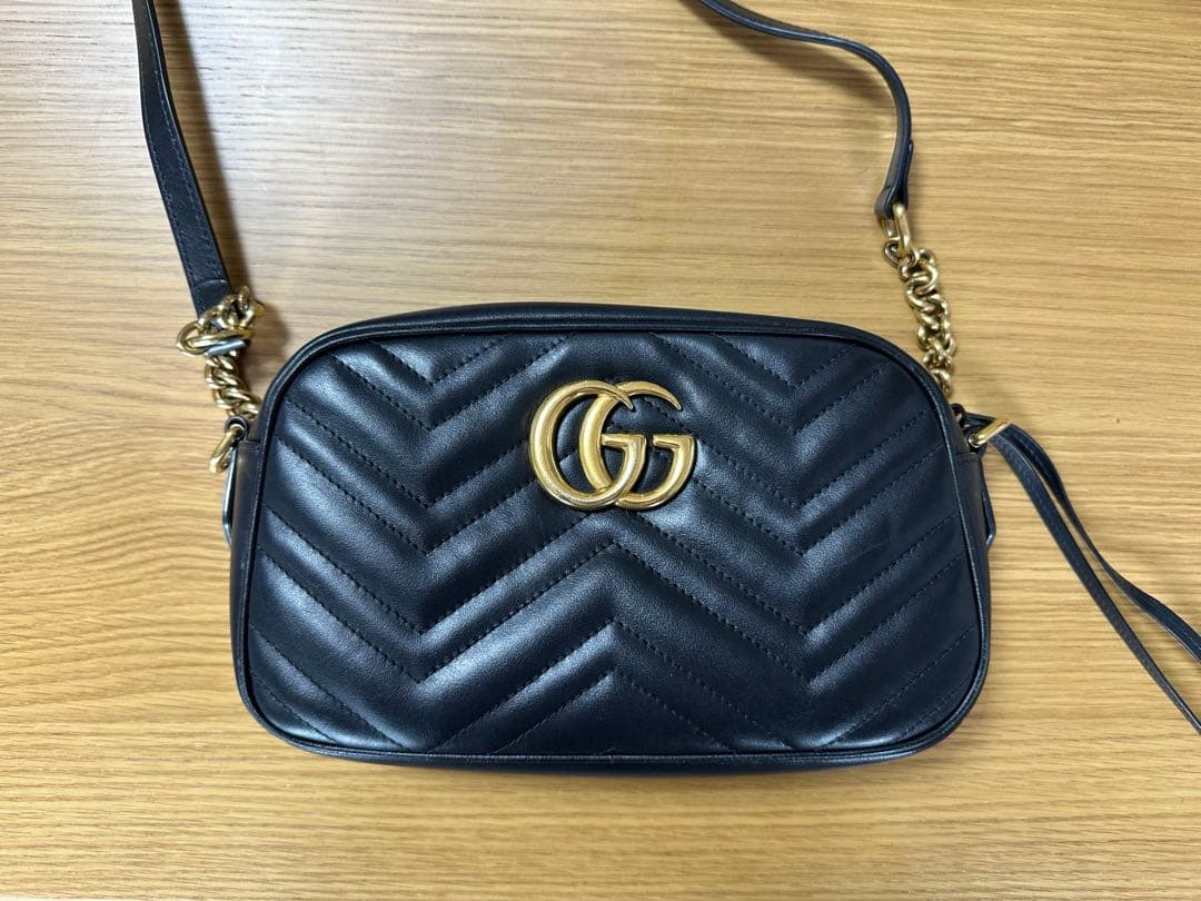 GUCCI マーモント　キルティング　GG チェーン　ショルダーバッグ　ブラック 駅南やまご質店オンラインショップ / グッチ GGマーモント