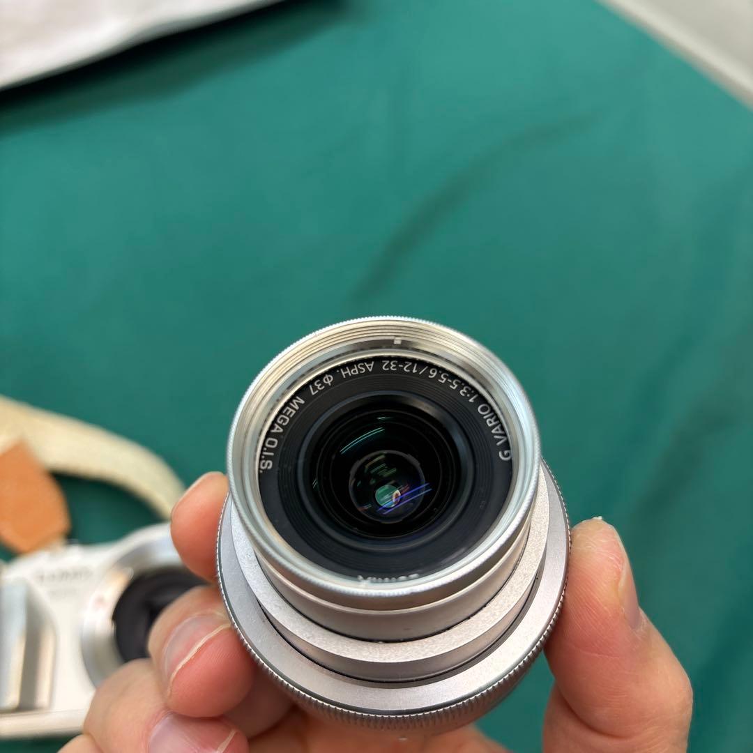 Panasonic DMC-GF5 ホワイト 12-32mm