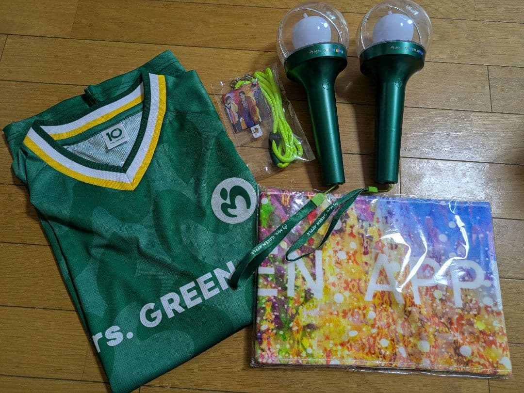 ミセス　ペンライト　Official Light Stick２本　ゲームシャツ他 ミセス ペンライト Official Light Stick2本 ゲームシャツ他