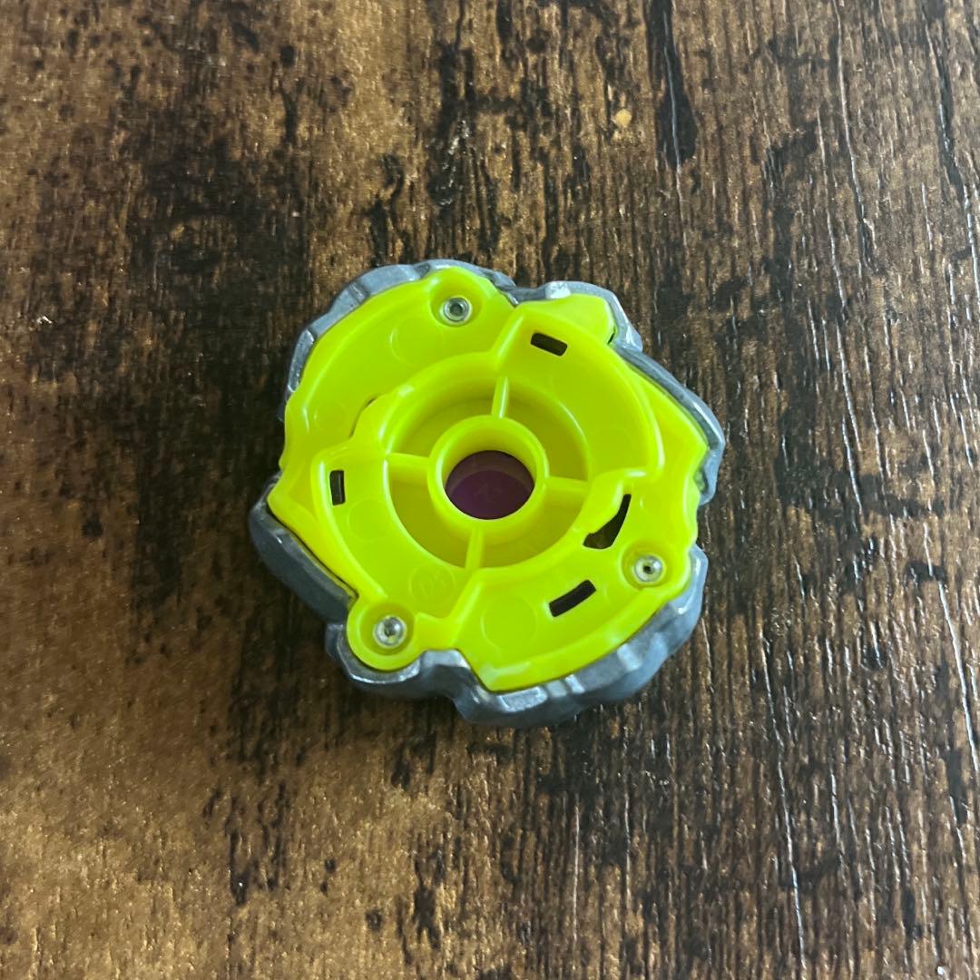 レアベイ重めブレード】ベイブレードX オロチクラスタ6-60LF は4