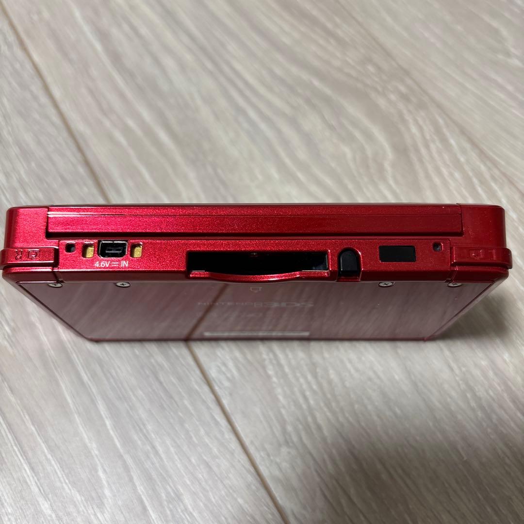 美品】ニンテンドー3DS メタリックレッド 本体&充電器(ソフト付き