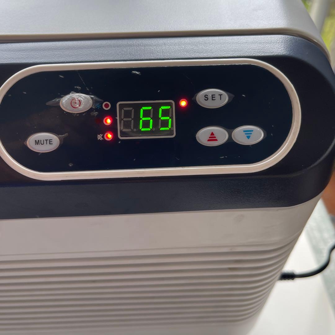 12リッター、冷蔵庫￼ 12、24ボルト￼ 100ボルト