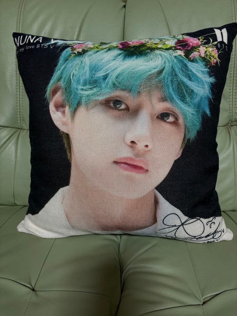BTS V プリントクッションとクッションカバー - メルカリ