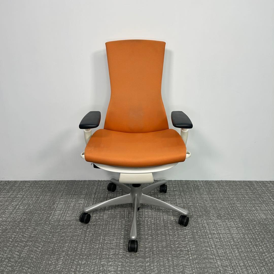 N. エンボディチェア ハーマンミラー ホワイト Embody オレンジ エンボディチェア - ホワイト/ポリッシュドアルミニウム | ハーマン