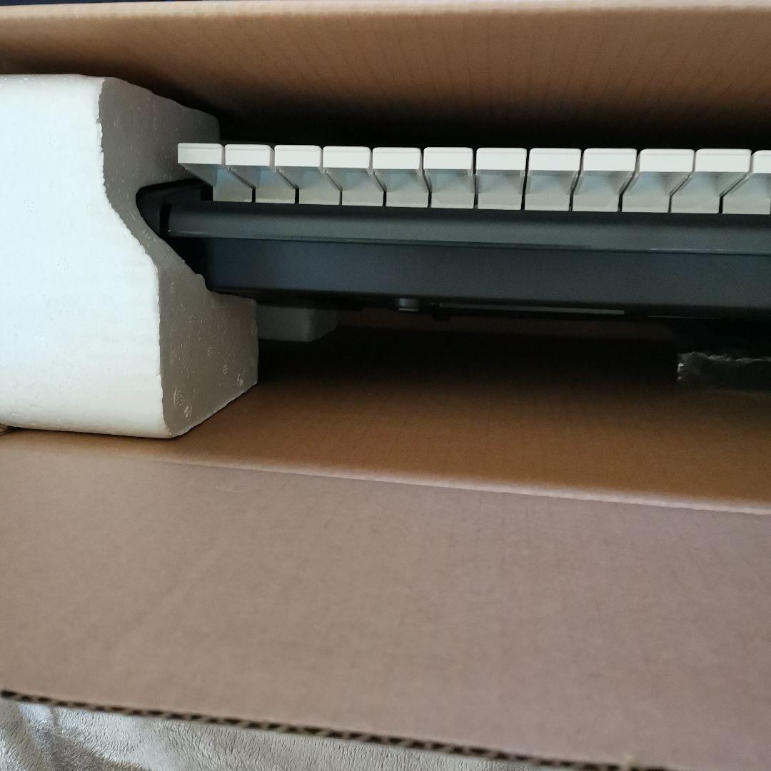 Yamaha PSR-E213 電子ピアノ電子キーボード箱入り 説明書・楽譜付き