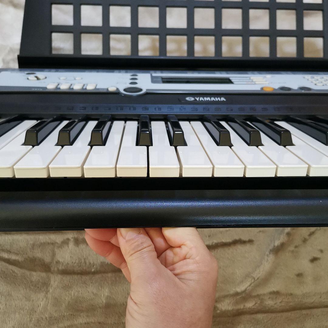 Yamaha PSR-E213 電子ピアノ電子キーボード箱入り 説明書・楽譜付き
