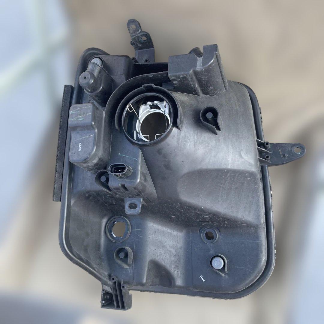 DA17Vエブリィ左中古ヘッドランプ35320-64P13 - メルカリ