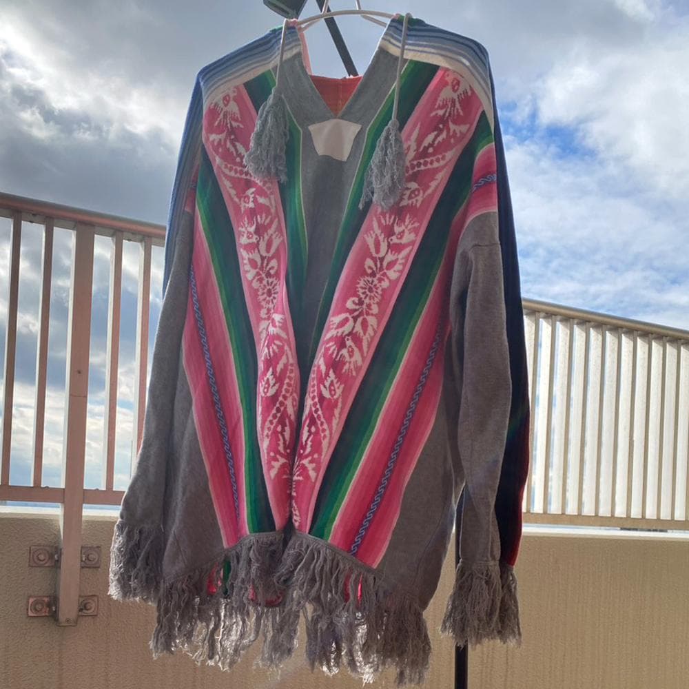 sacai 16SS フリンジニットパーカー フーディ サカイ 送料無料 美品 サカイ sacai セーター フリンジ ニット 長袖 19-04560