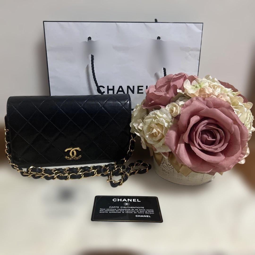 ☆本物☆シャネル　ミニマトラッセ　ブラック　ラムスキン　プッシュロック CHANEL シャネル ミニマトラッセ チェーンショルダーバッグ プッシュ