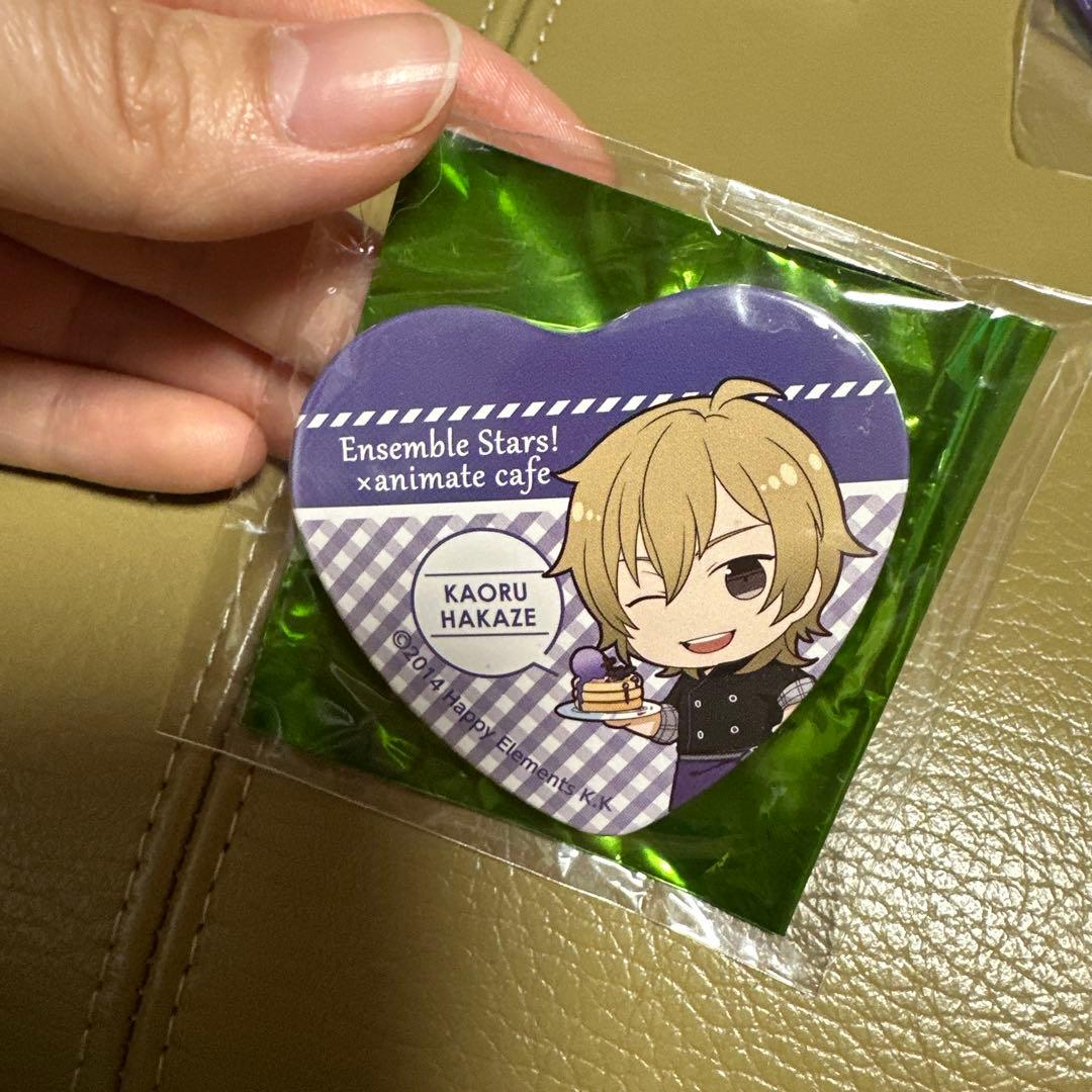 あんスタ 羽風薫 ハート型缶バッジ6個セット - メルカリ
