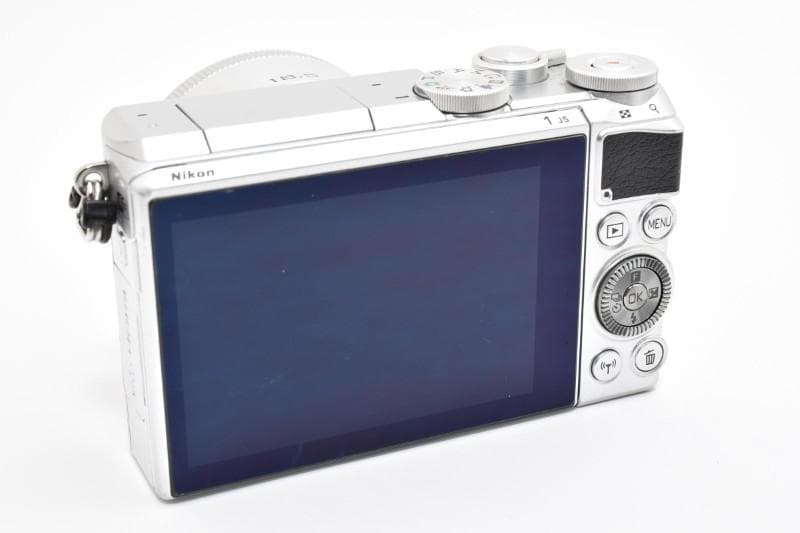 Nikon 1 J5, 1 NIKKOR 18.5mm F/1.8（付属品あり）