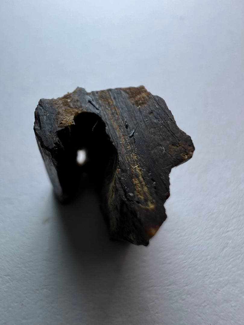 古渡命銘木 貳百種種名香　羅国　銘【石帯】0.848g 香木/沈香/伽羅