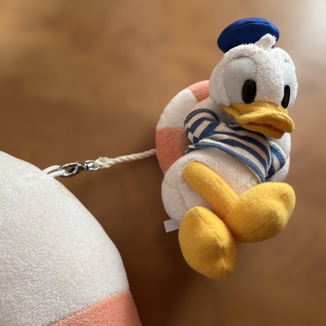 東京ディズニーシー ドナルドダック 浮き輪型クッション - メルカリ