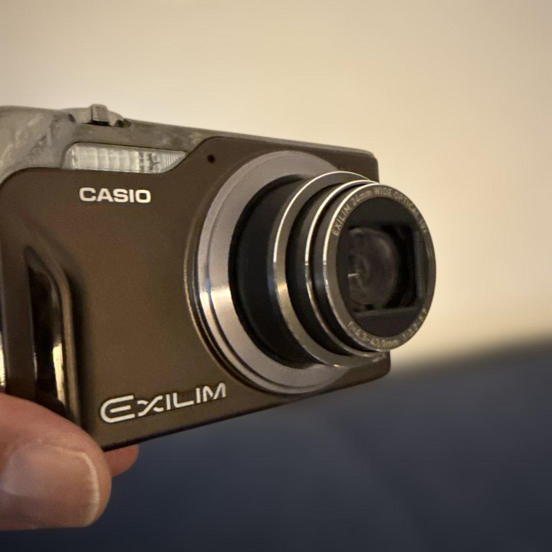 CASIO EXILIM EX-H15 1 4.1MP 10倍ズーム　動作確認済