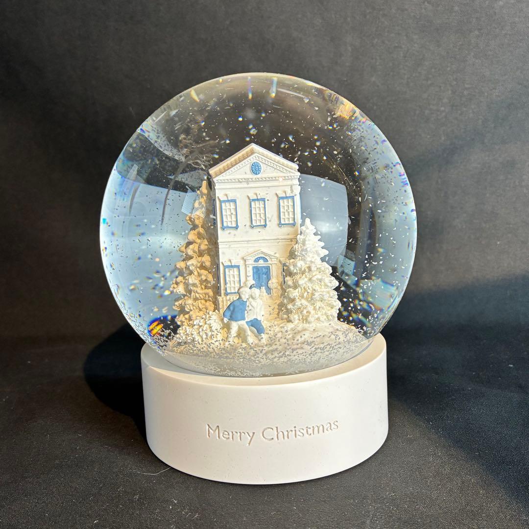 　ウェッジウッド　【新品】スノードーム　スノーグローブ 2023 Amazon.co.jp: Wedgwood クリスマス スノードーム 2023 5.5インチ