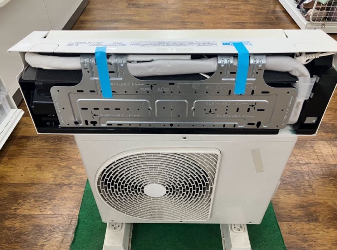 TOSHIBA RAS-E225PBK 2018年製 2.2kW エアコン本体