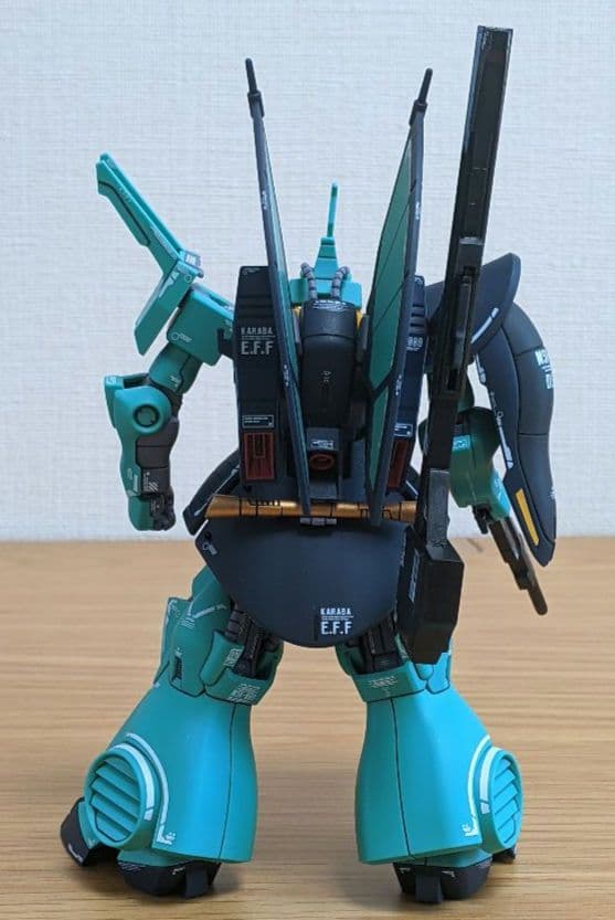 人は同じ過ちを繰り返す。まったく…」ガンプラ完成品 1/144 HG