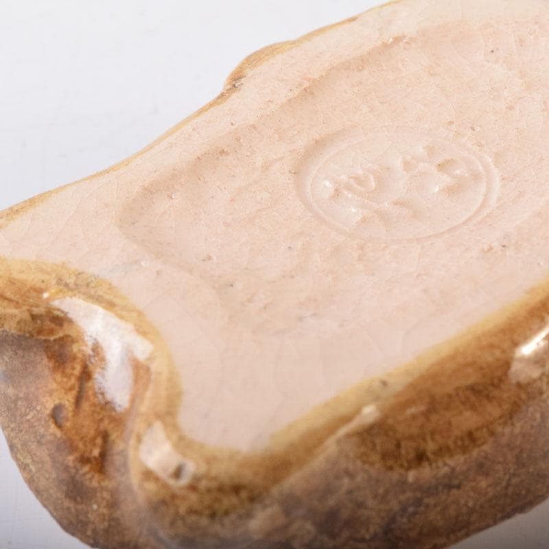 茶道具 楽焼 伊東桂楽作 旦入写 牛 香合 共箱 V 7477