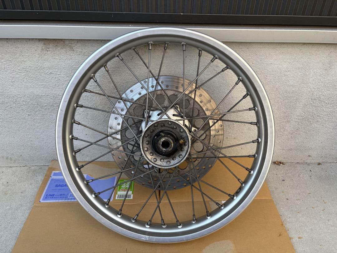 sr400 フロントホイール ディスク ローター メーターギア付 sr400 フロントホイール ディスク ローター メーターギア付 sr400