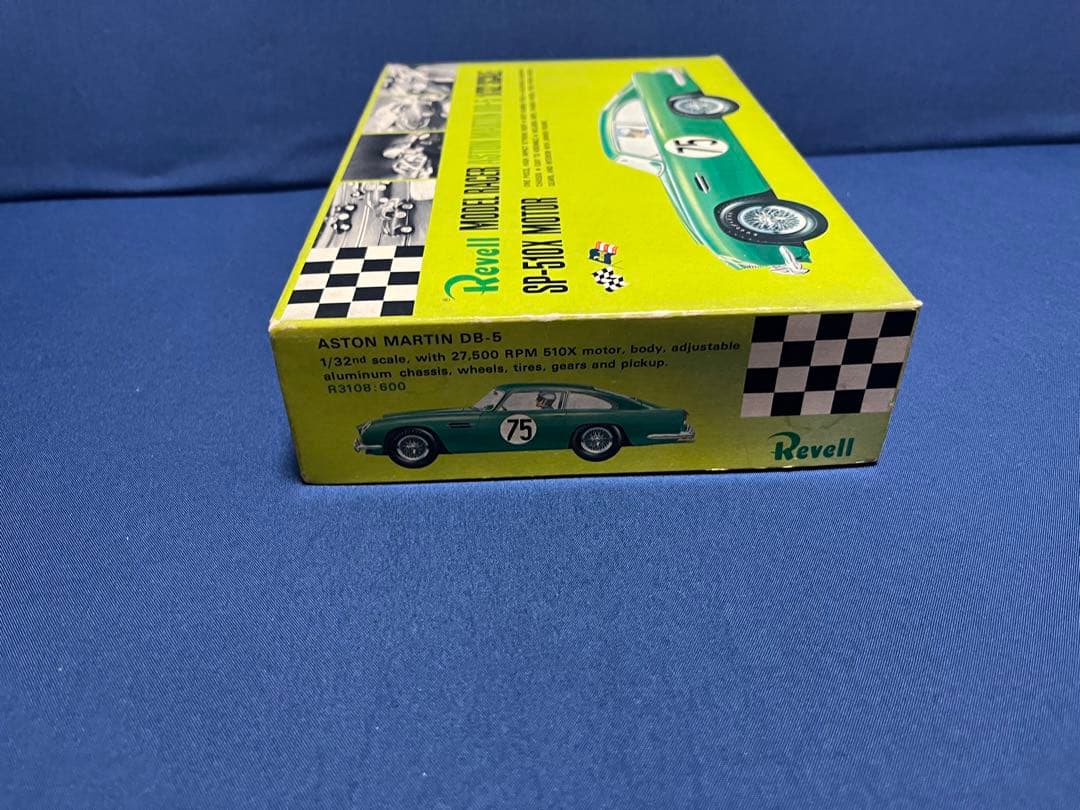 60年代 Revell レベル 1/32 アストンマーチン - メルカリ